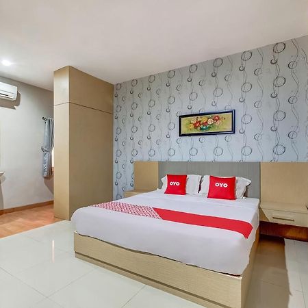 Oyo Flagship 3726 Tembok Batu Residence Tugu 외부 사진