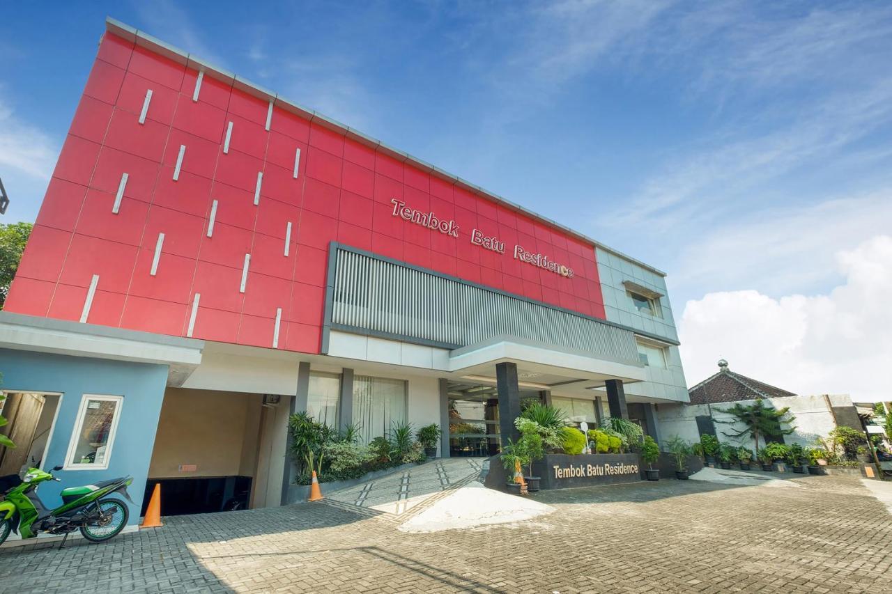 Oyo Flagship 3726 Tembok Batu Residence Tugu 외부 사진
