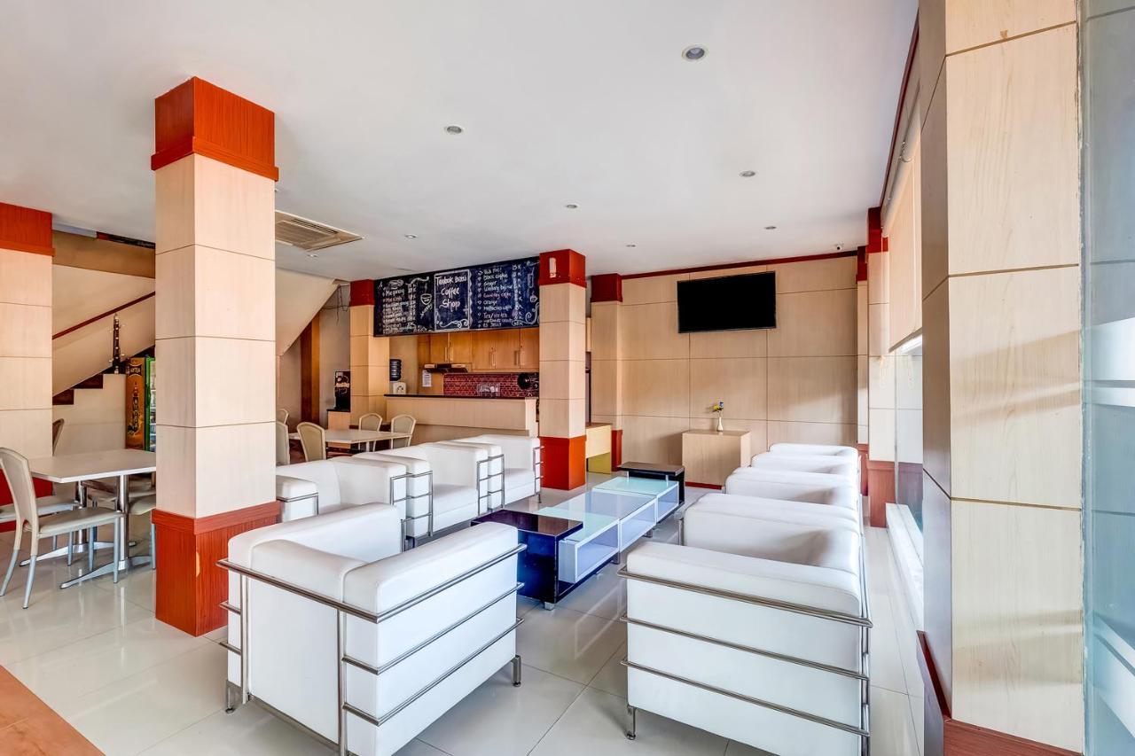 Oyo Flagship 3726 Tembok Batu Residence Tugu 외부 사진