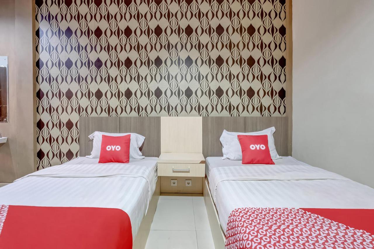 Oyo Flagship 3726 Tembok Batu Residence Tugu 외부 사진