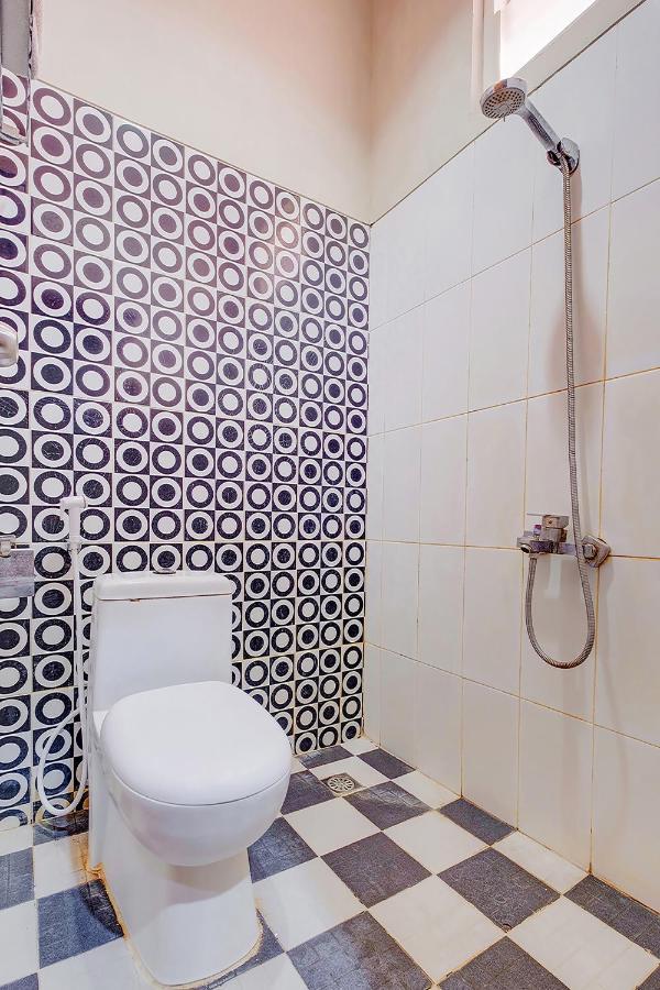 Oyo Flagship 3726 Tembok Batu Residence Tugu 외부 사진