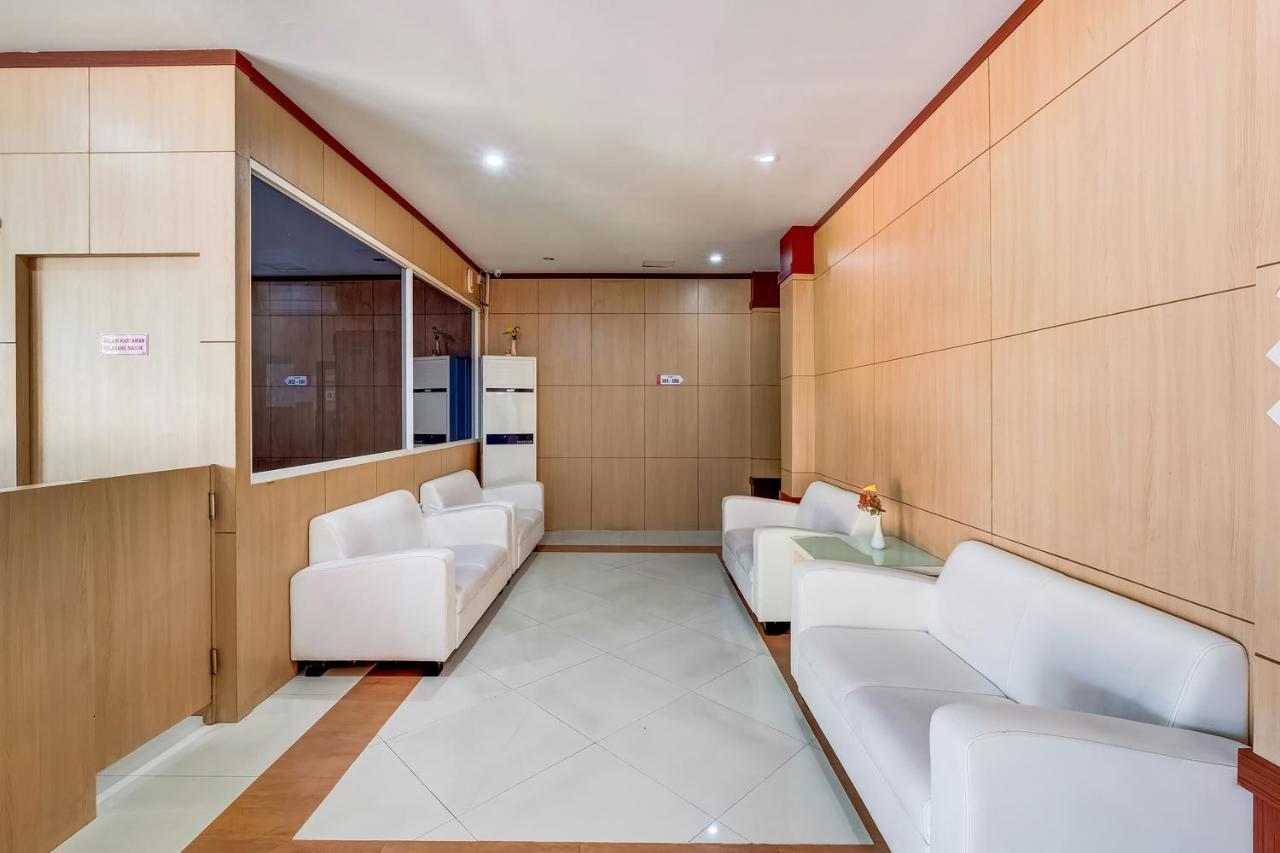 Oyo Flagship 3726 Tembok Batu Residence Tugu 외부 사진