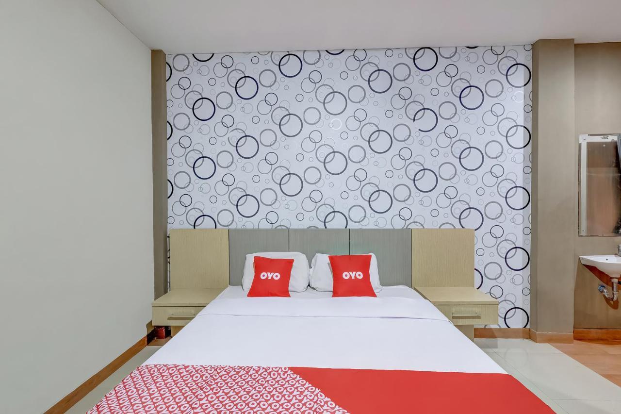 Oyo Flagship 3726 Tembok Batu Residence Tugu 외부 사진