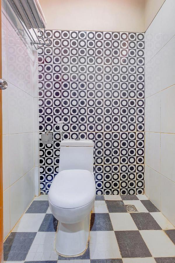 Oyo Flagship 3726 Tembok Batu Residence Tugu 외부 사진
