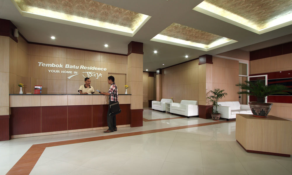 Oyo Flagship 3726 Tembok Batu Residence Tugu 외부 사진