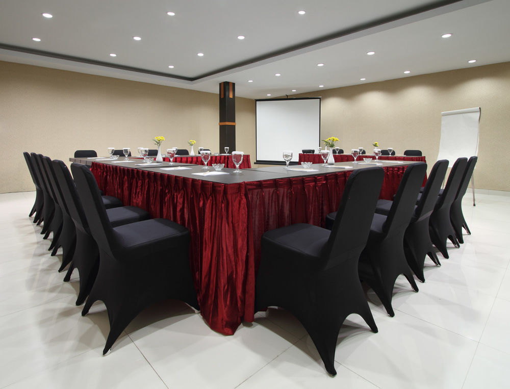 Oyo Flagship 3726 Tembok Batu Residence Tugu 외부 사진
